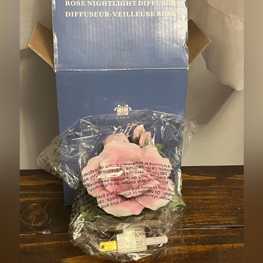 Avon Pink Rose Nightlight Diffuser